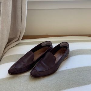 Everlane Modern Loafer in Burgandy, size 9
